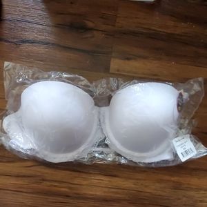 NWT YANDY PUSH UP BRA